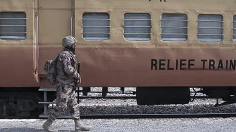 Pakistan train hijack